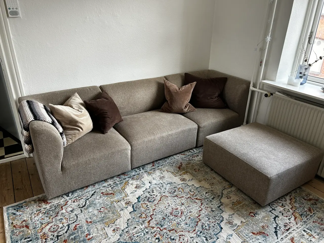 Billede 2 - Sofa med højre- og venstrevendt chaiselong