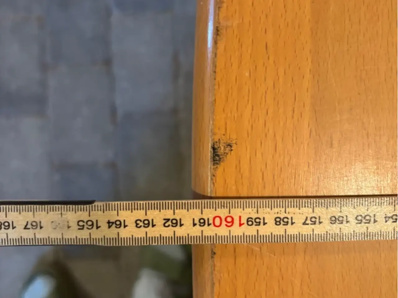 Billede 8 - Massiv spisebord inkl stole og plader