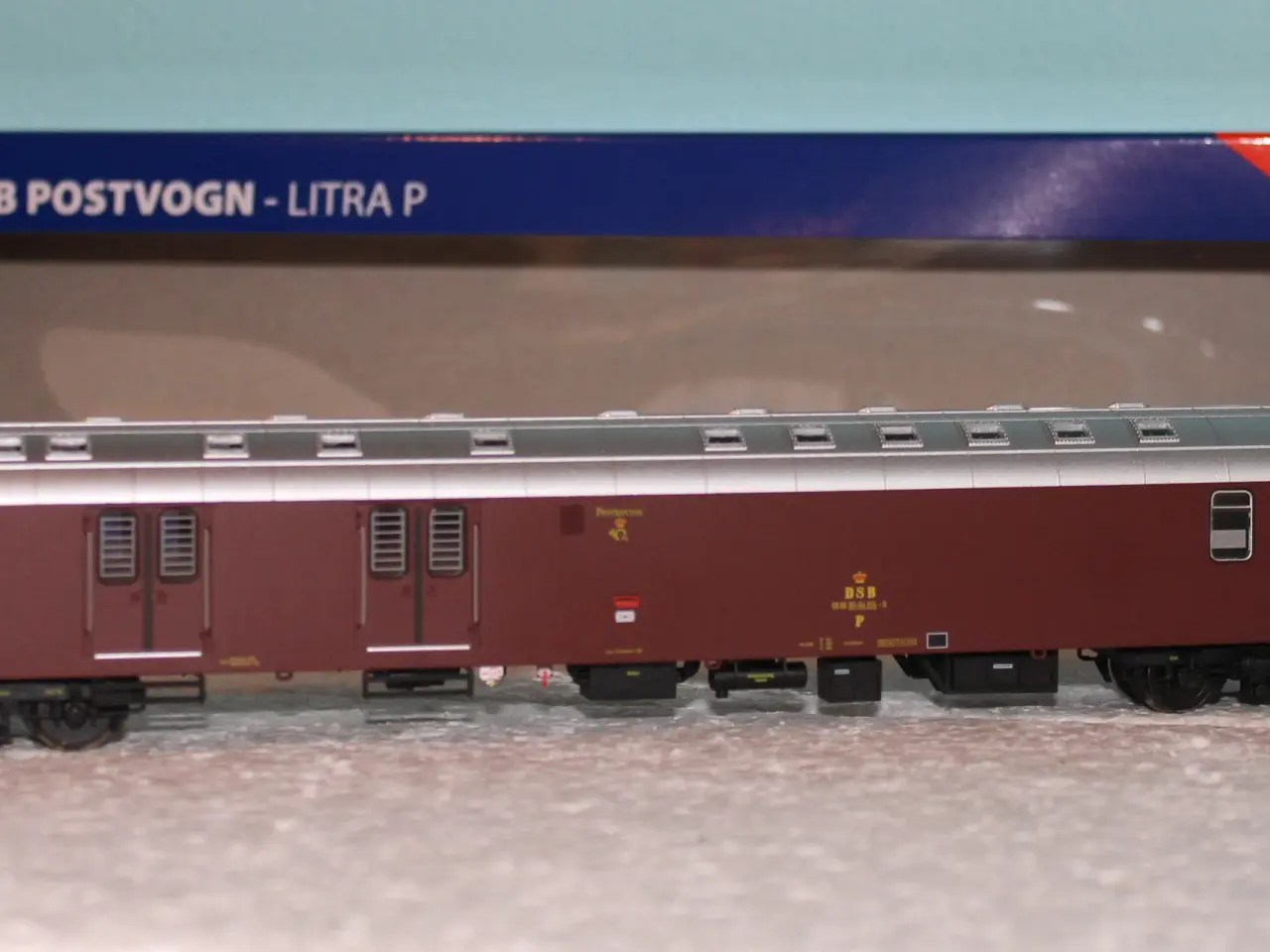 Billede 1 - Heljan H0 6132  DSB Postvogn