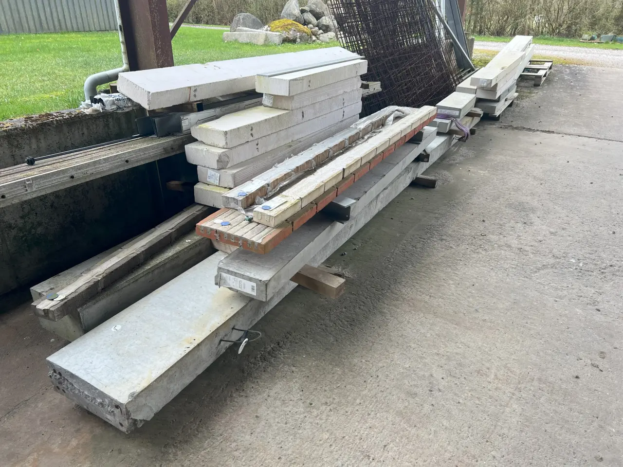 Billede 1 - Beton - Tegloverliggere