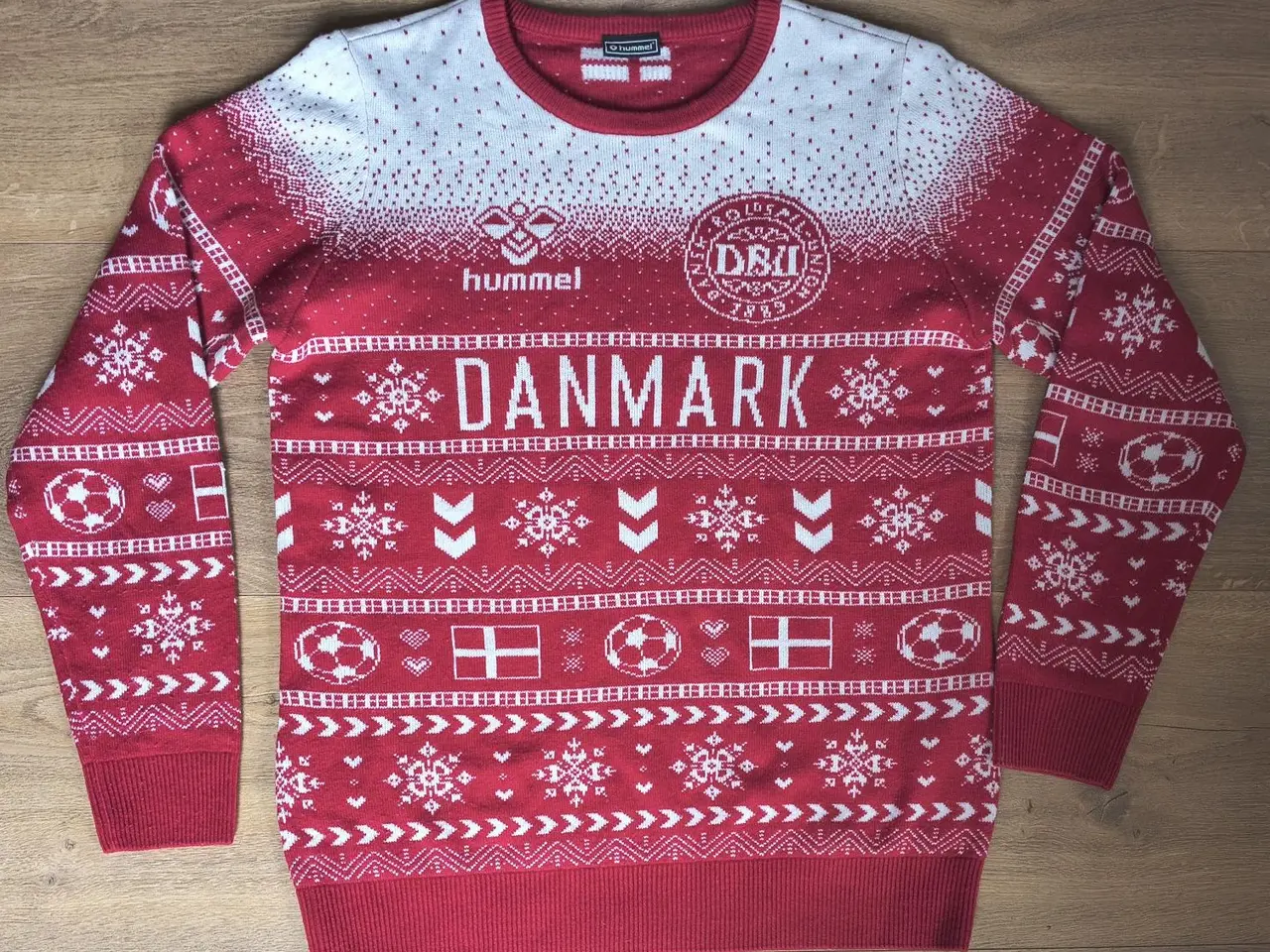 Billede 1 - DANMARK/DBU/HUMMEL JULESWEAT, STR. L, I FLOT STAND