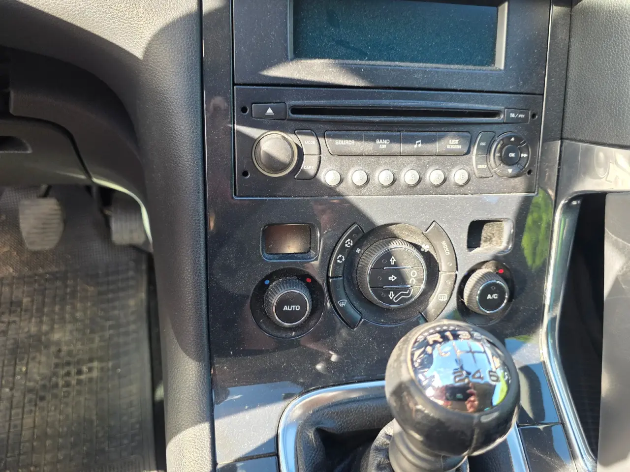 Billede 9 - Peugeot 3008 benzin