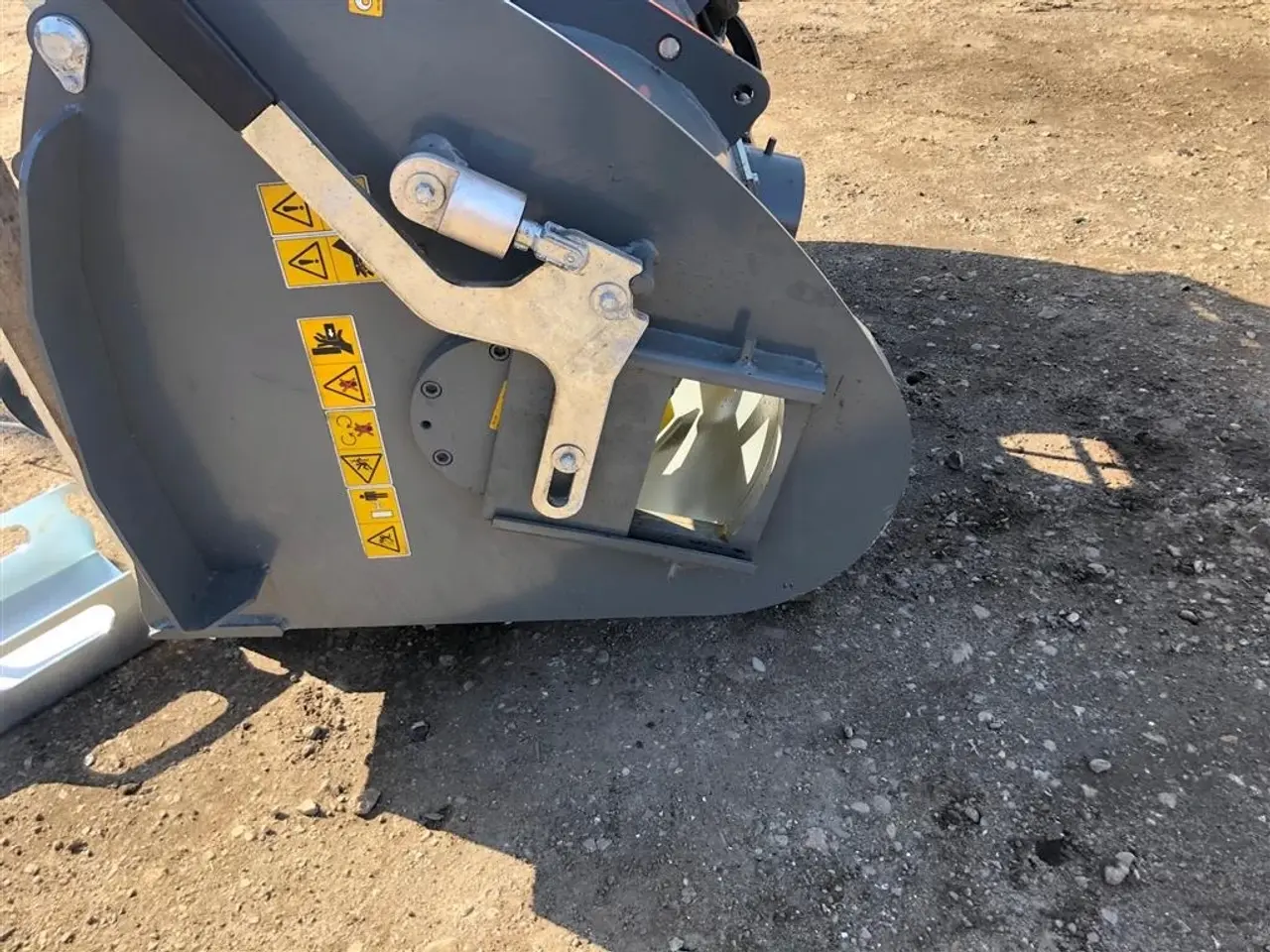 Billede 11 - - - - UML TD Betonblandeskovl 150-1.100 liter