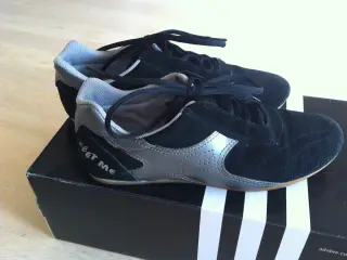 Feet me" sko, str. 38, 40kr