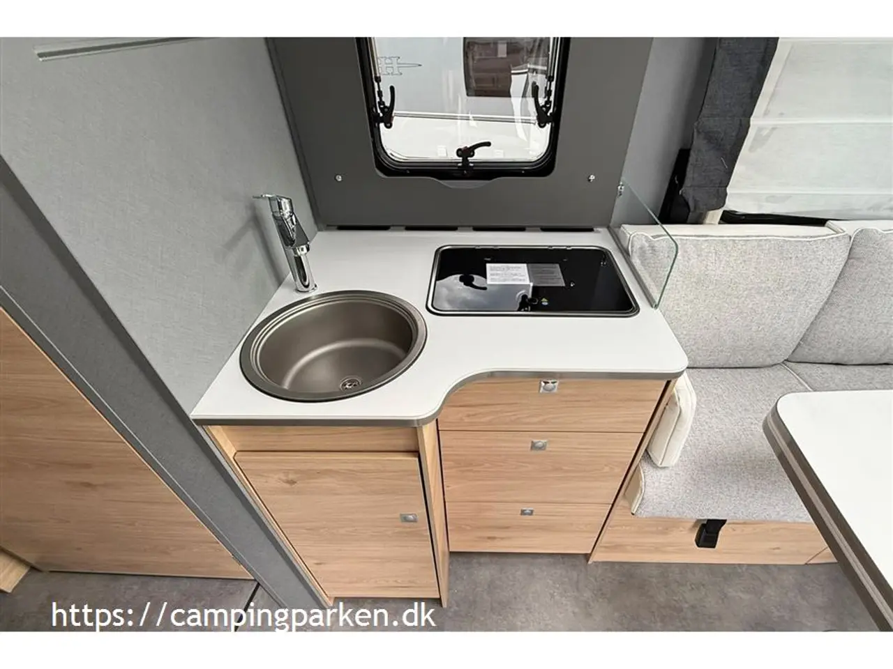 Billede 14 - 2026 - Dethleffs Just Camp T7052 EBL Dethleffs eksklusive kampagnemodel med vildt meget udstyr og vinterkomfortpakke!