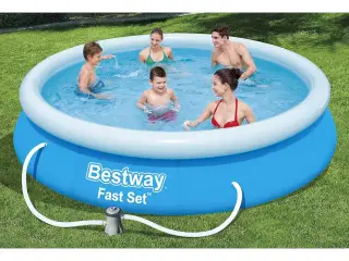 Bestway pool Ø244 –pumpe + pressening + kemisæt
