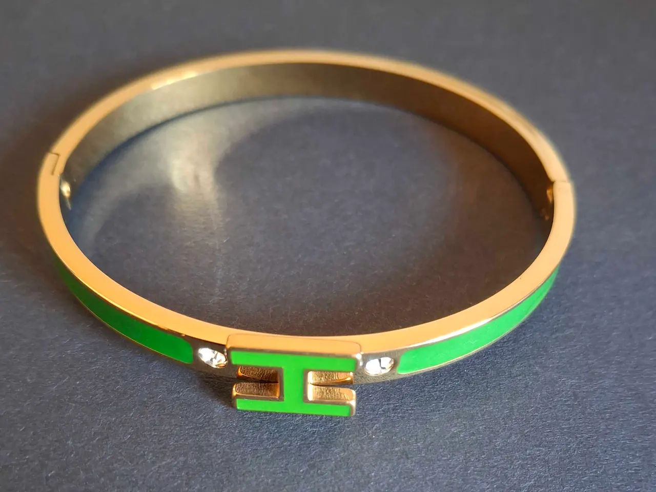 Billede 10 - Armring med H 