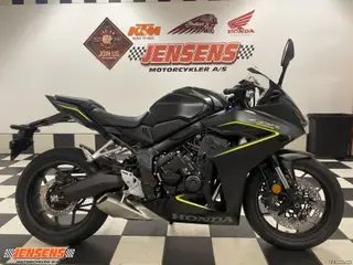 Honda CBR 650 R E-Clutch