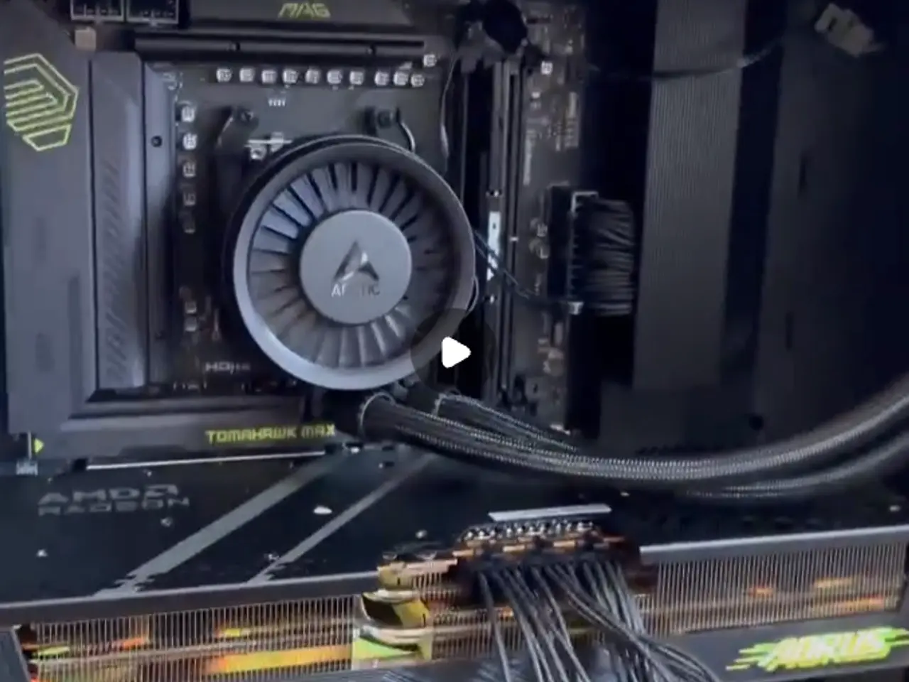 Billede 1 - MSI MAG B850 Tomahawk Max WIFI + Ryzen 7 9850X3D
