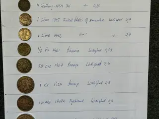 11 sølvmønter, danske og udenlandske.