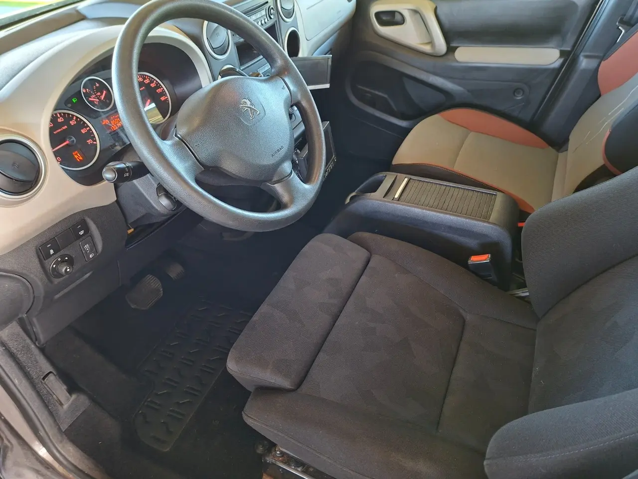 Billede 7 - Peugeot Partner Tepee 1,6 BlueHDi 100 Active ESG