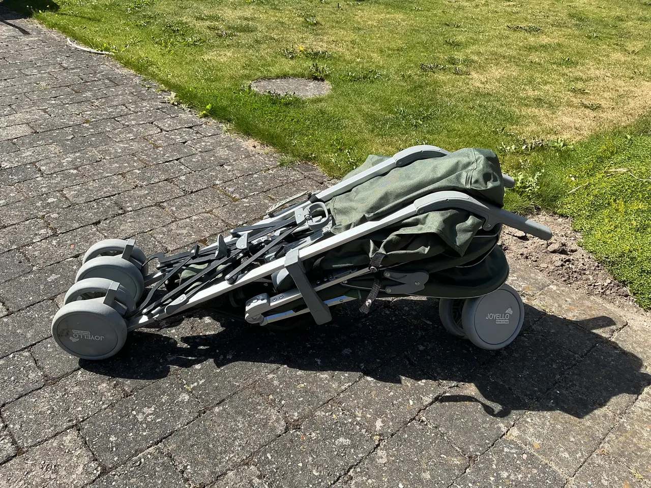 Billede 1 - Klapvogn sammenklappelig