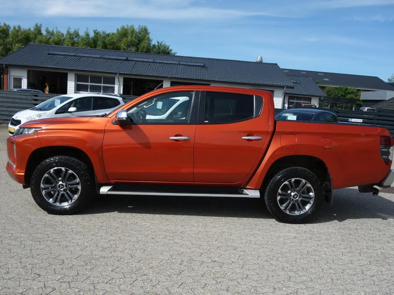 Billede 3 - Mitsubishi L200 2,2 DI-D Intense Db.Kab aut.