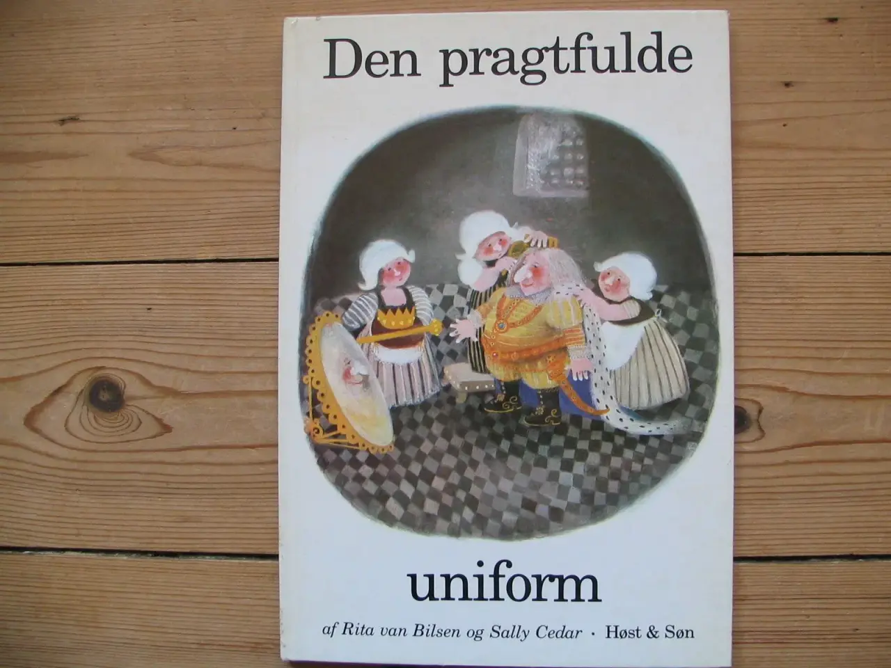 Billede 1 - Den pragtfulde uniform