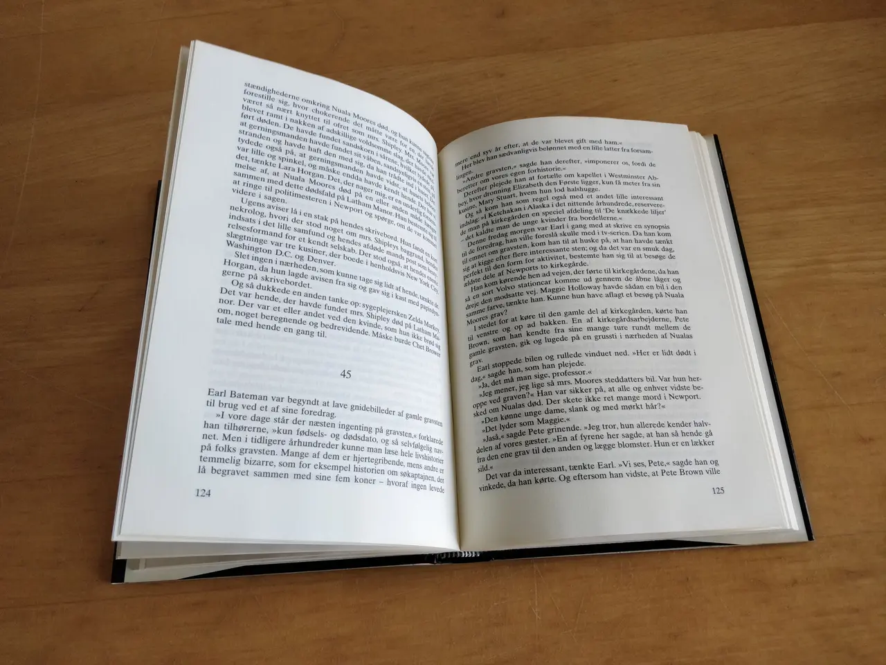 Billede 3 - Stille som i graven, Mary Higgins Clark