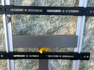 Vogel TV ophæng