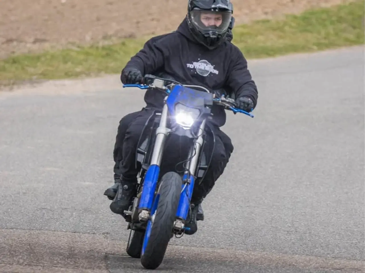 Billede 1 - KTM 640 lc4 2004
