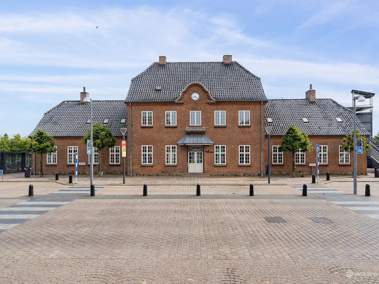 Billede 2 - Charmerende stationsbygning med sjæl og historie