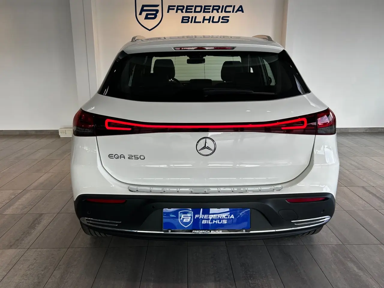 Billede 4 - Mercedes EQA250
