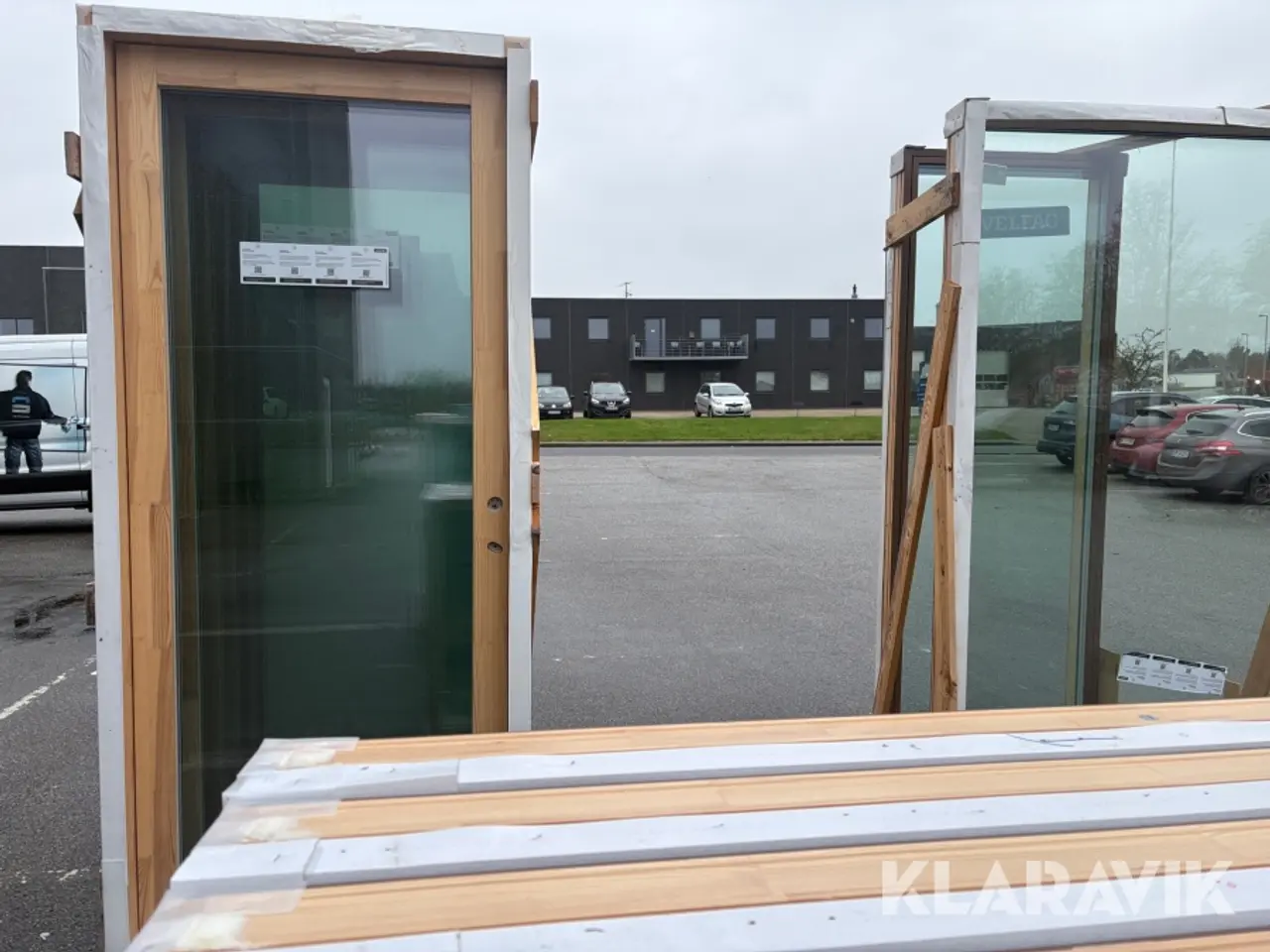 Billede 4 - Lot: vinduer og døre Velfac 17 styk