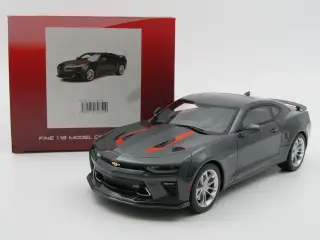 2017 Chevrolet Camaro SS Fifty Anniversary - 1:18 