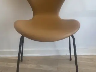 Syver stolen,Arne Jacobsen,FH-Naturlæder