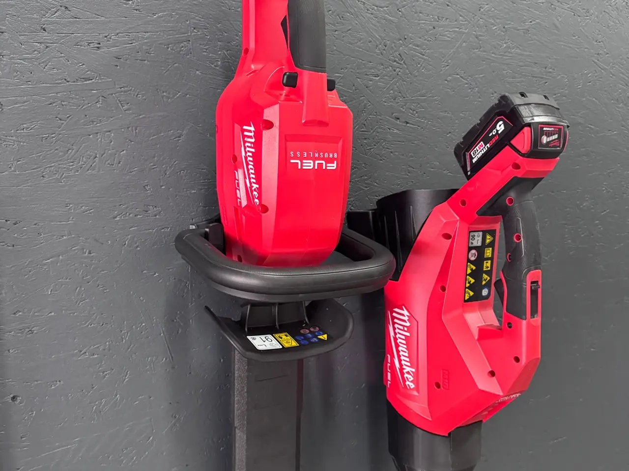 Billede 3 - Milwaukee M18 FHET60/FHET60G2 Vægholder | Hækkekli