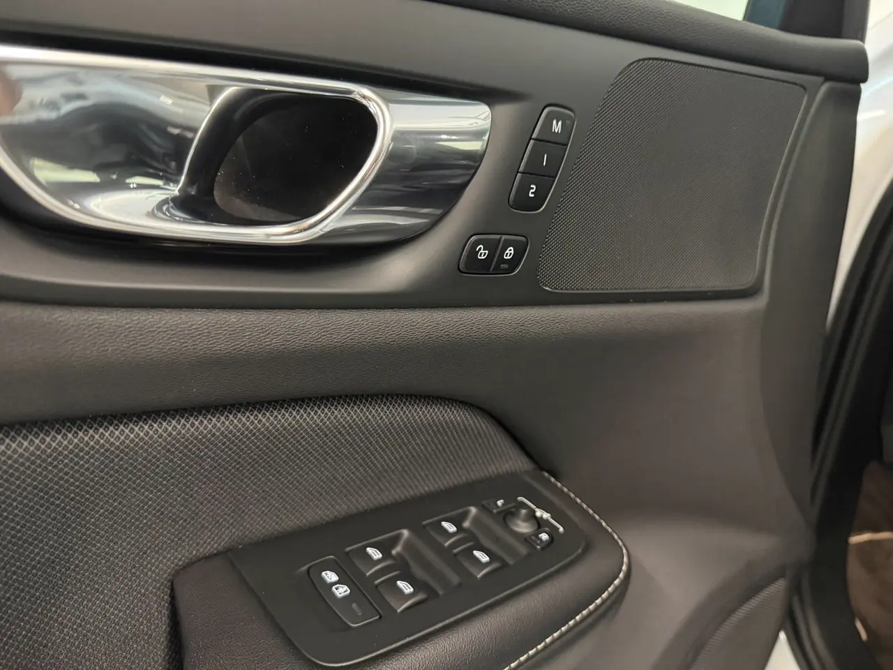 Billede 12 - Volvo V60 2,0 T4 190 R-Design aut.
