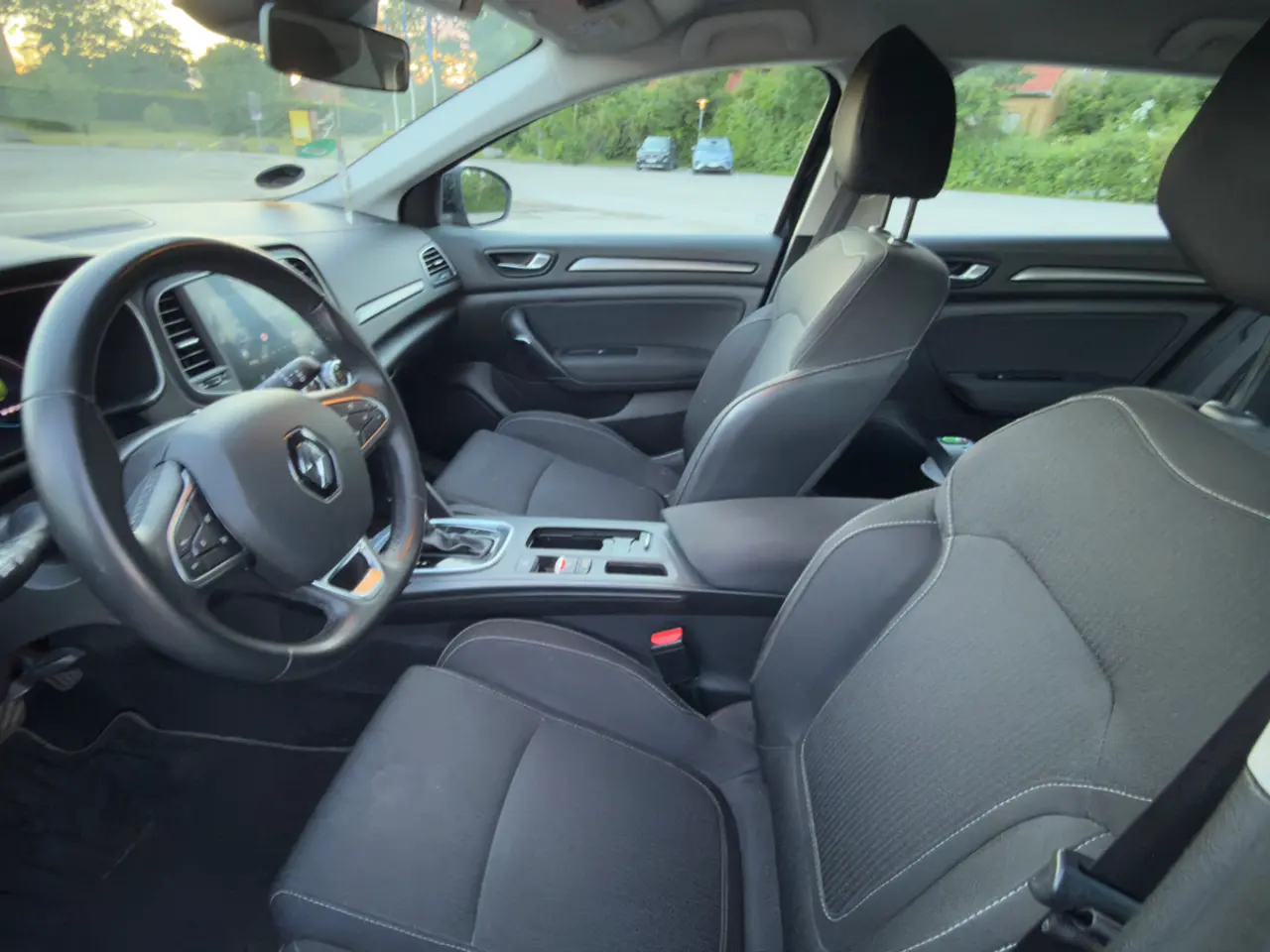 Billede 9 - Renault Megane IV 1,6 E-Tech Zen Sport Tourer