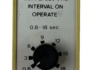Electromatic SB245 220 Interval Timer 220VAC LED
