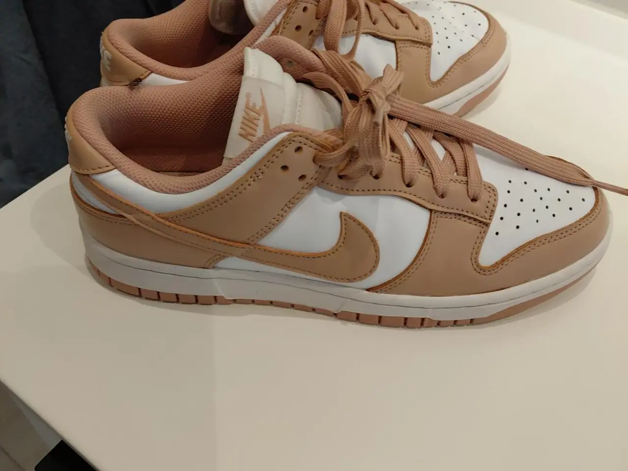 Billede 3 - Nike Sneakers, brugt få gange
