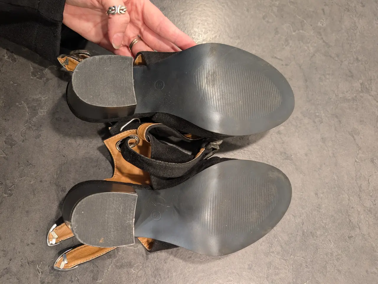 Billede 5 - Boohoo højhælede sandaler str. 36 sort