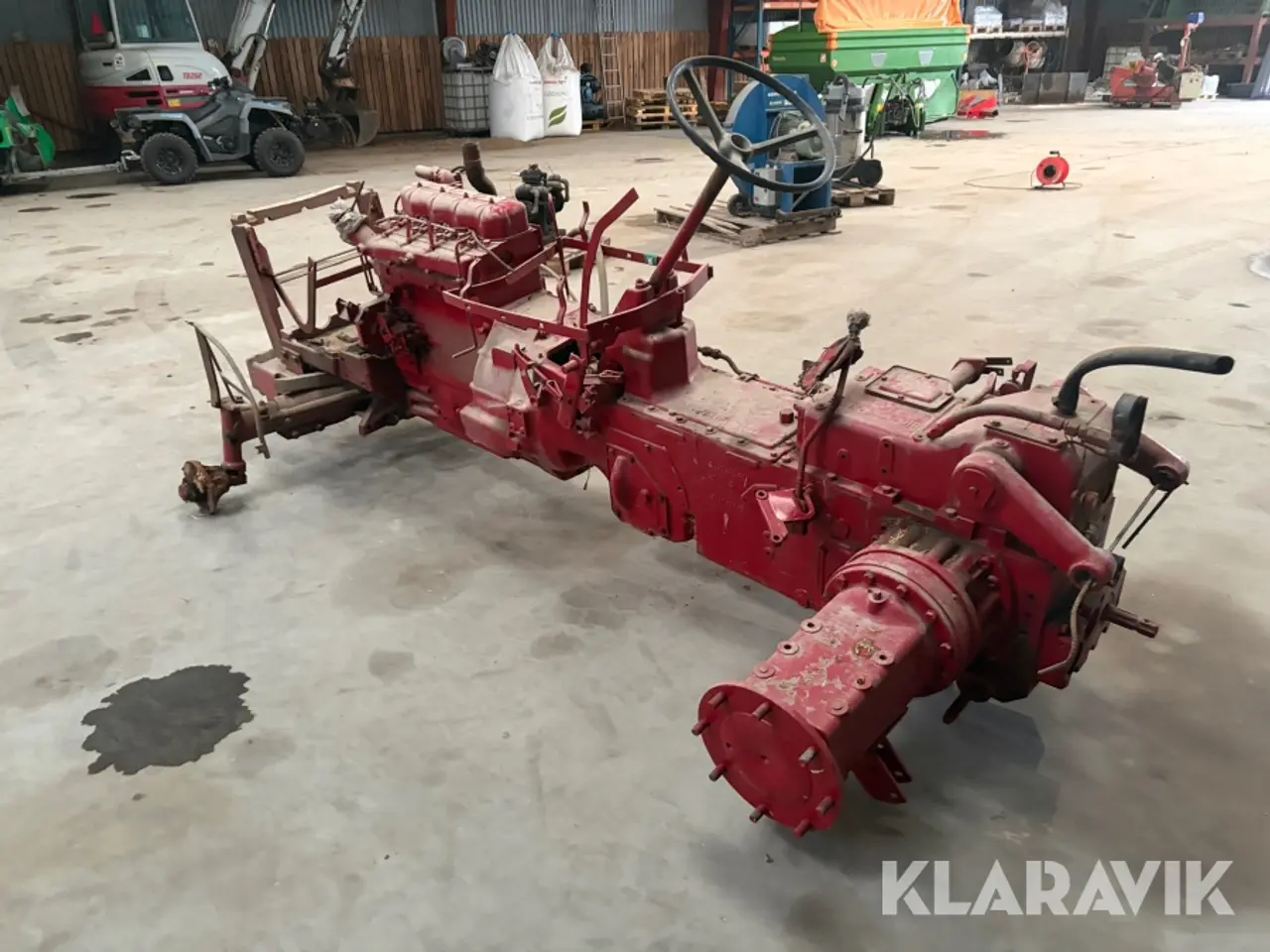 Billede 3 - Veterantraktor IH 844S med reservedele