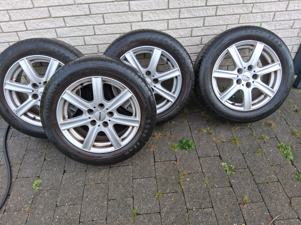 Billede 1 - dæk på fælge