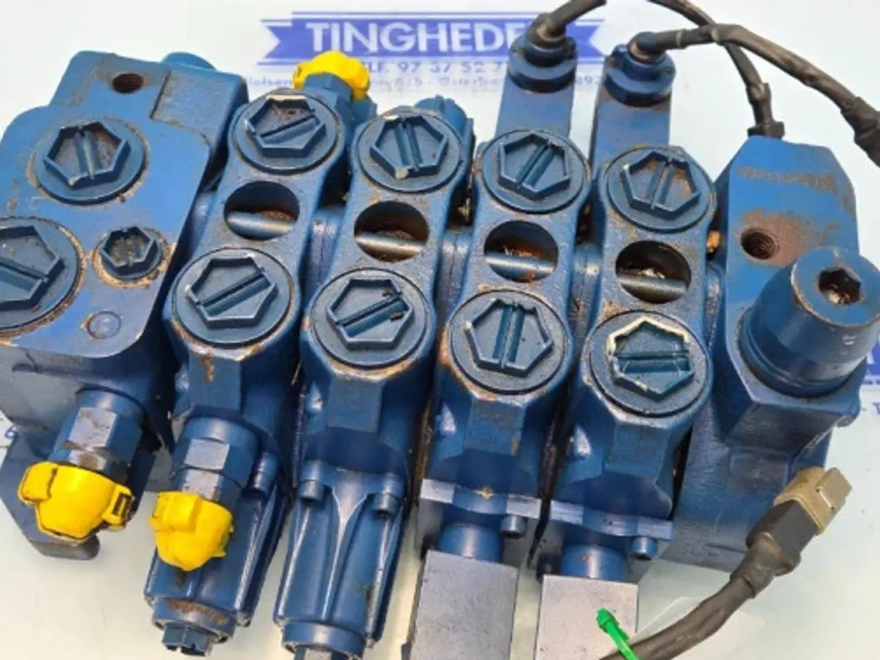 Billede 8 - New Holland LM5080 Hydraulikventil 87358442