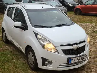 Økobil: Chevrolet Spark 1.0i, 20 km/l Tlf 60683000