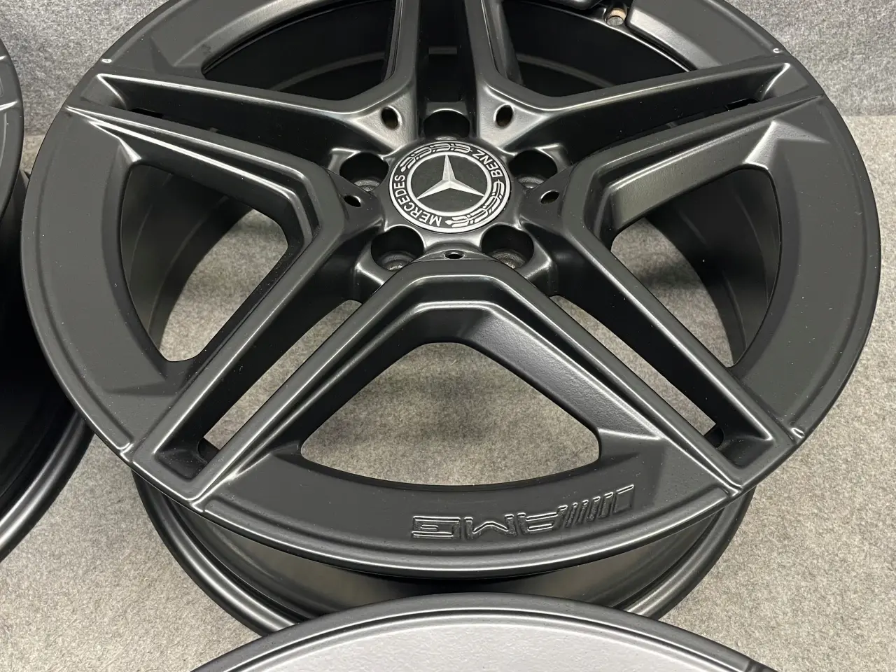 Billede 4 - ALUFÆLGE MERCEDES A CLA 177 18"