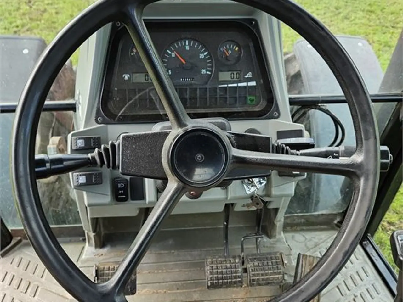 Billede 15 - Massey Ferguson 8130 - 4WD - Dynashift - Video