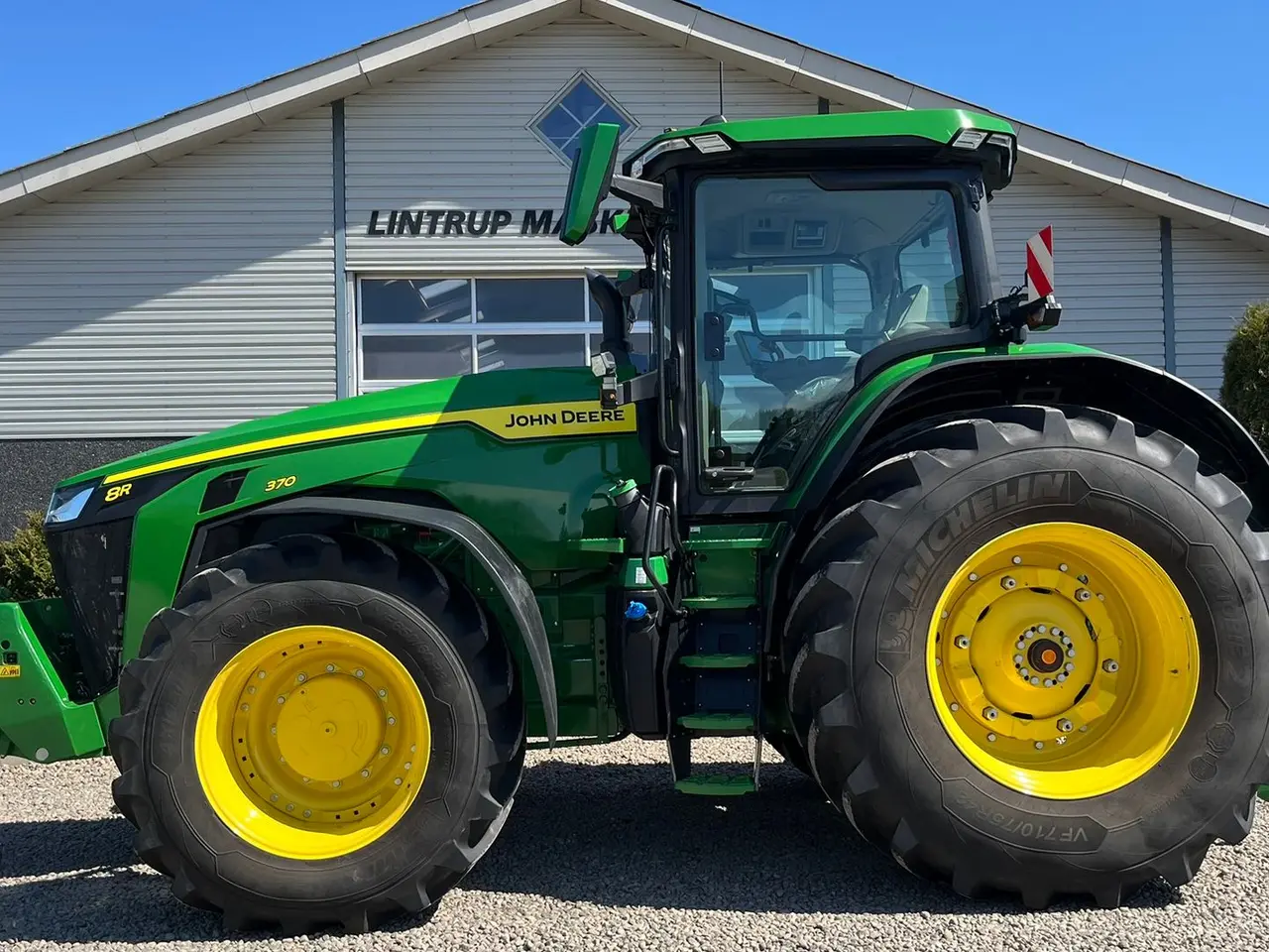 Billede 1 - John Deere 8R 370 Command PRO, med den store Michelin UltraFlex High Traction dæk montering. DEN ER SOM NY.