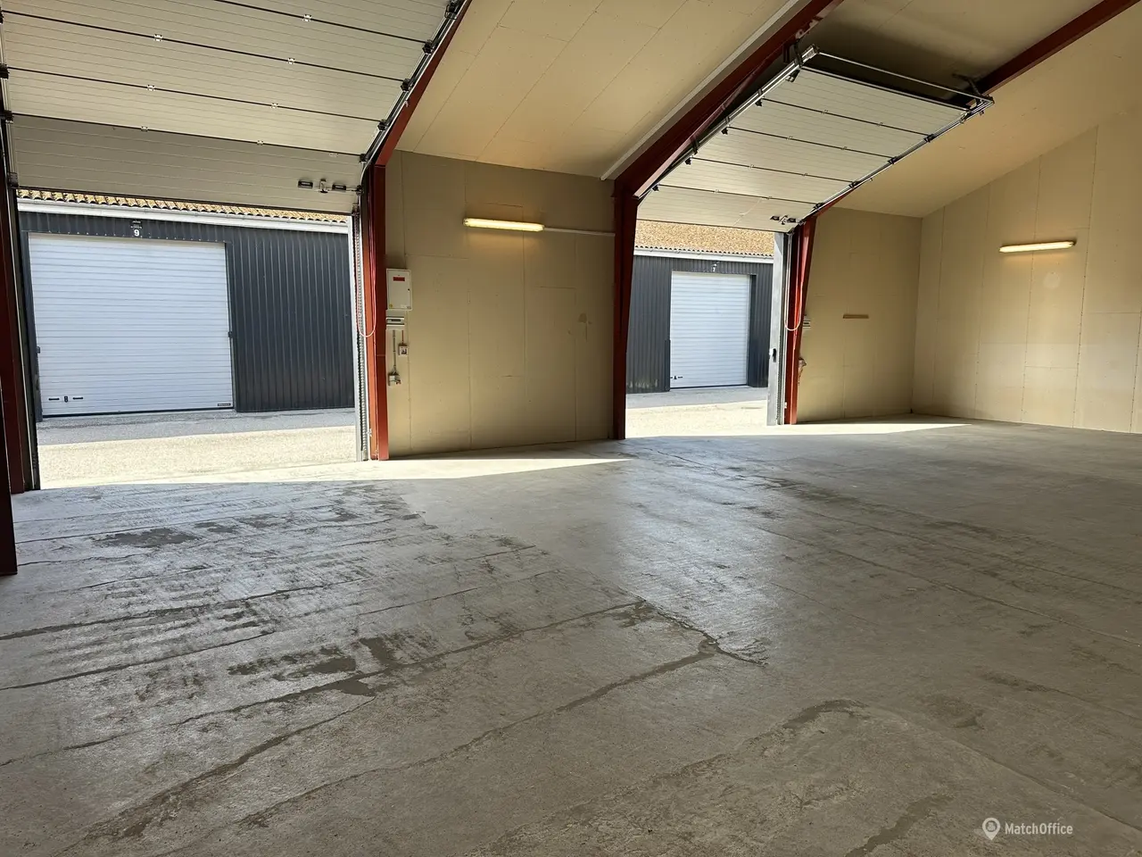 Billede 4 - 180 m2 højloftet lager