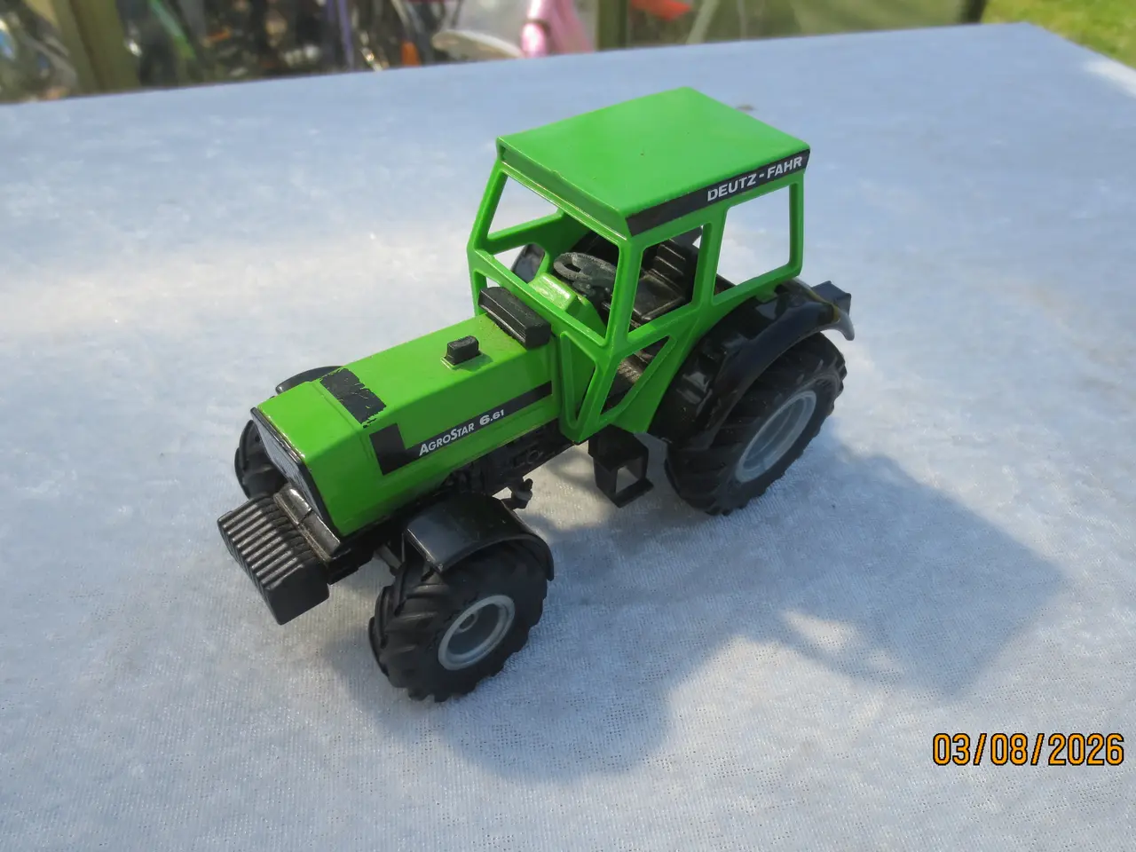 Billede 2 - 3 stk Modeltraktor MF-Deutz - Ford
