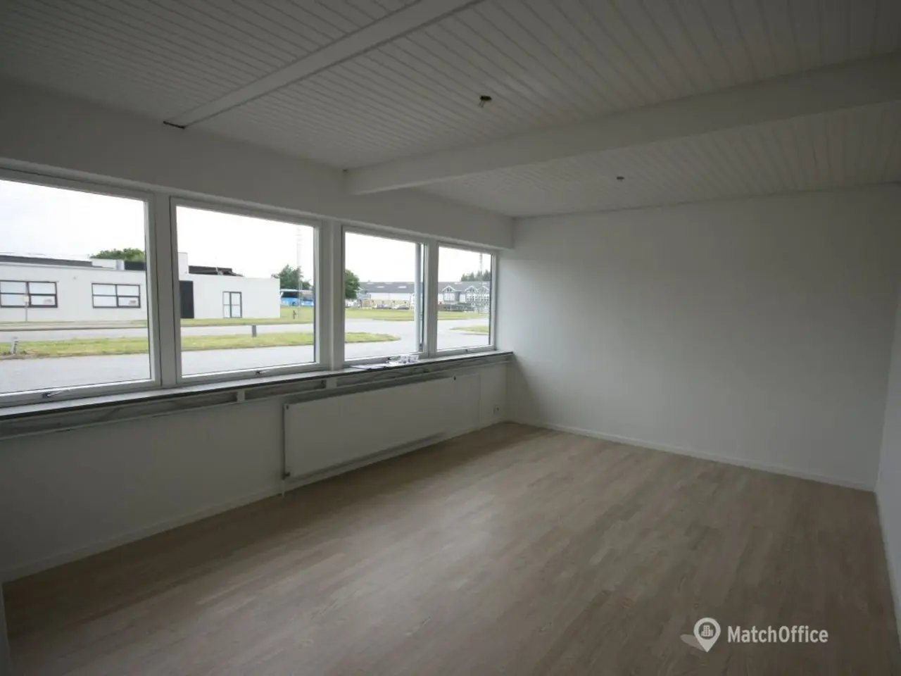 Billede 3 - 179 kvm kontor. klinik. showroom med god synlighed
