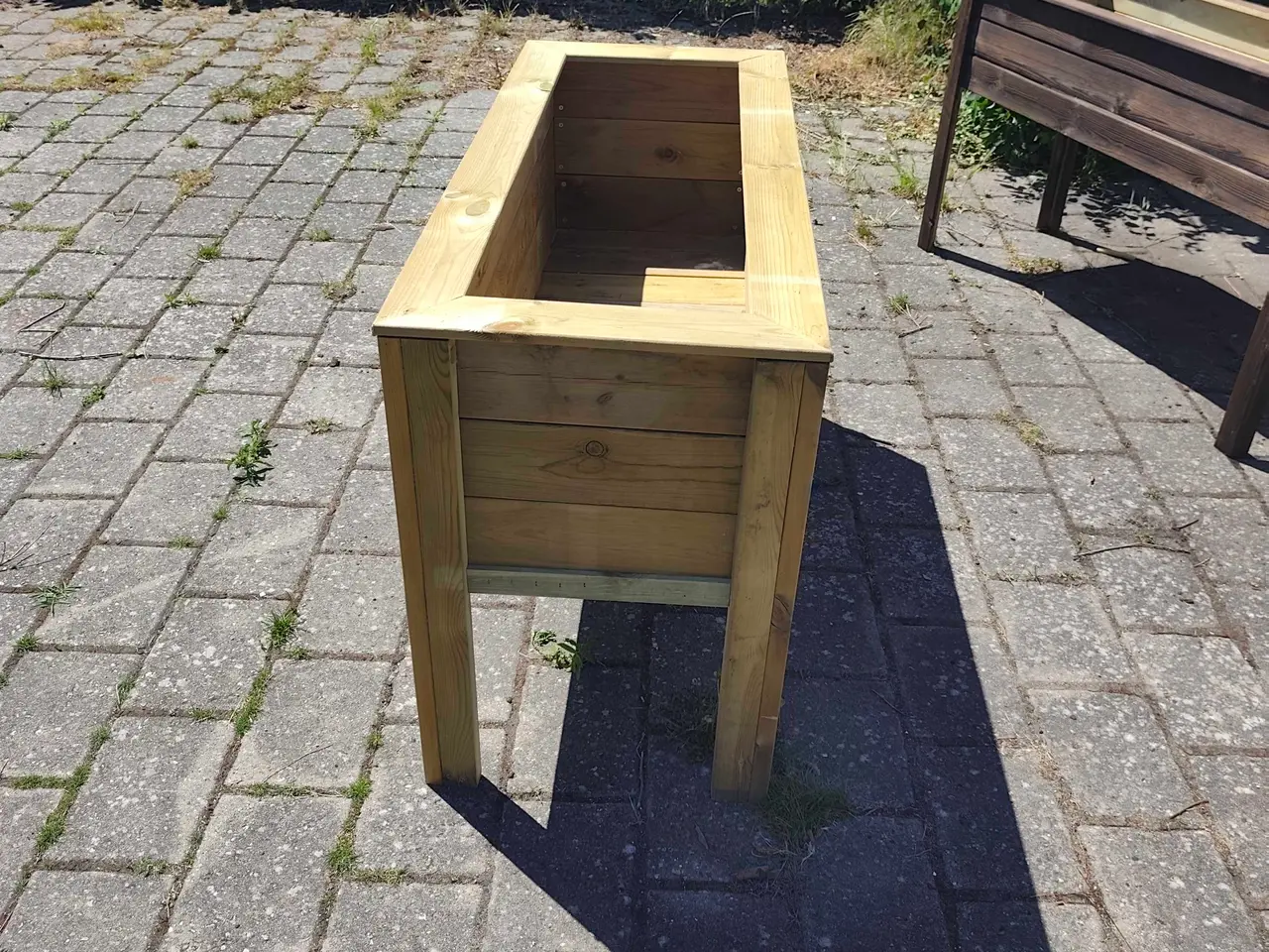Billede 4 - Håndlavet højbed i træ.