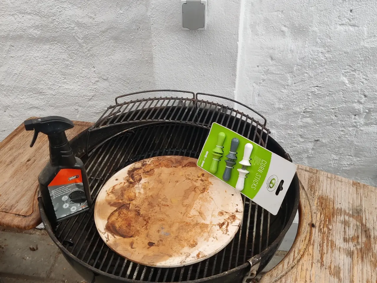 Billede 5 - Weber kuglegrill ø57 med 2 riste og masser af tilb
