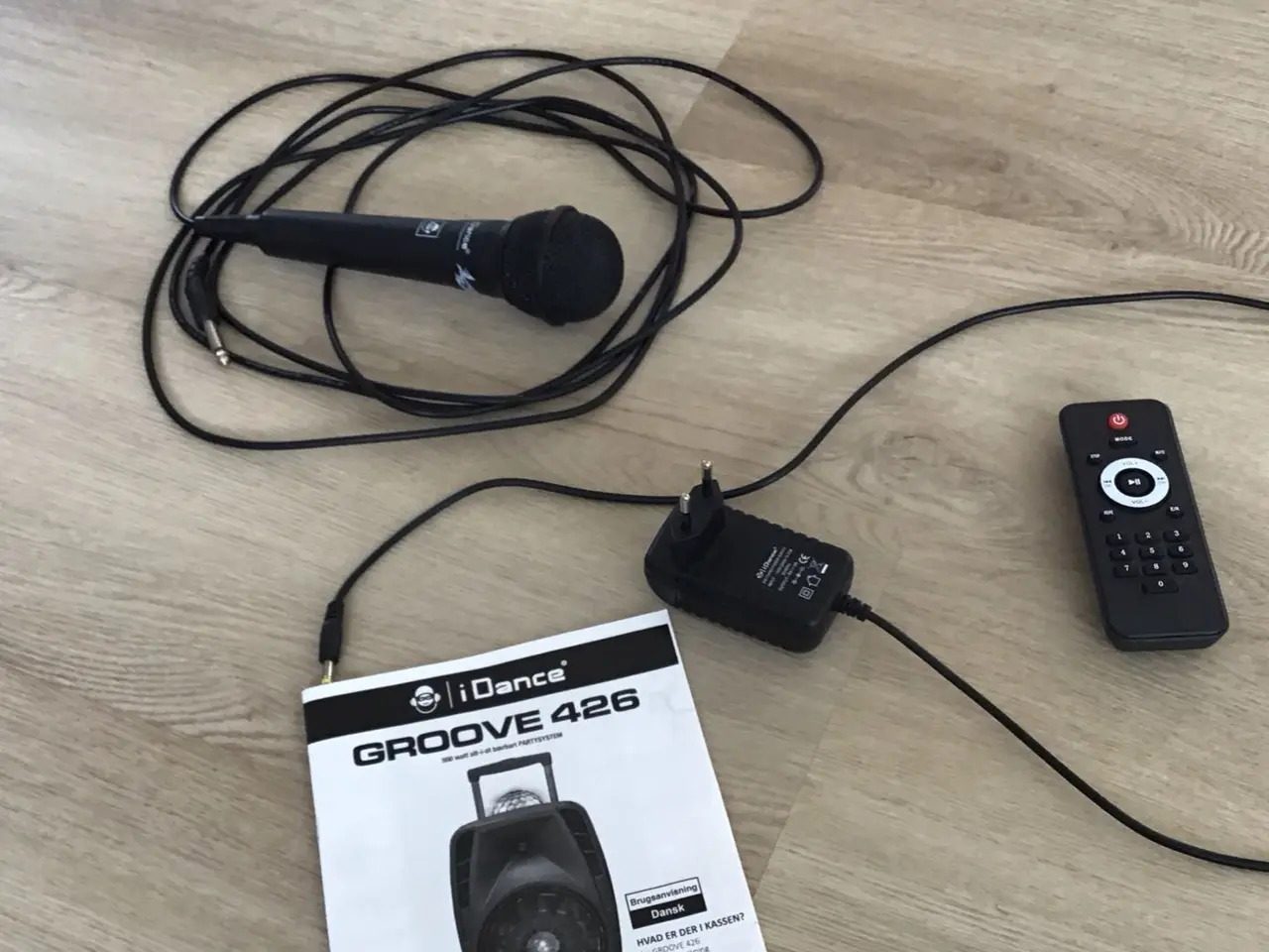 Billede 13 - Party højtaler Groove med Bluetooth,med microfon.