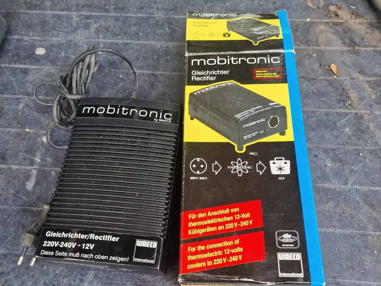 Billede 1 - Omformer 220-240V til 12V