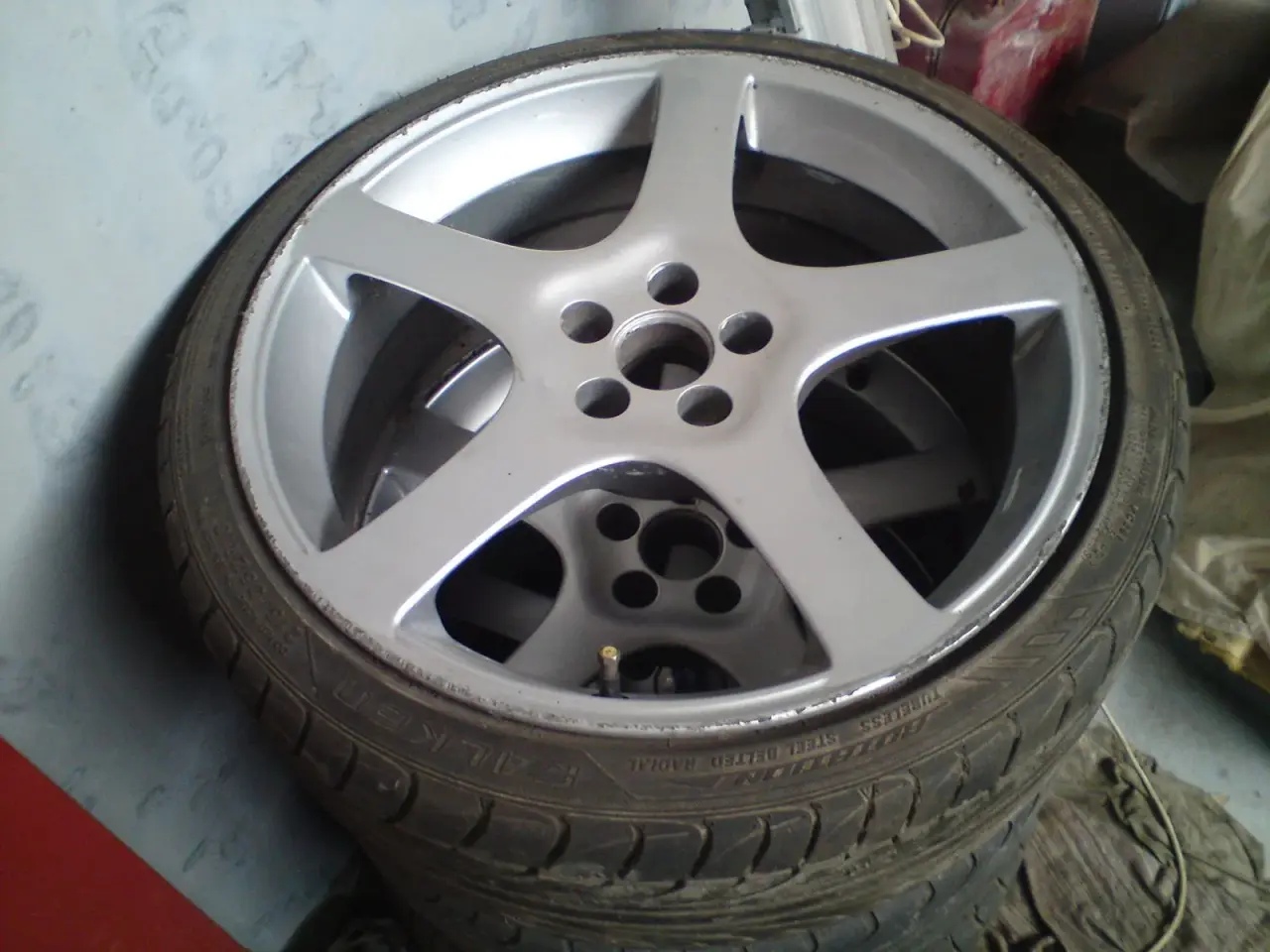 Billede 2 - 18" Alufælge 5x110