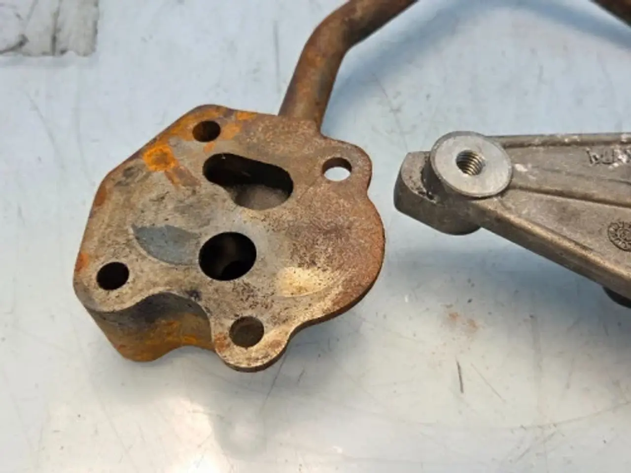 Billede 8 - John Deere  6068   Oliepumpe  DZ100021