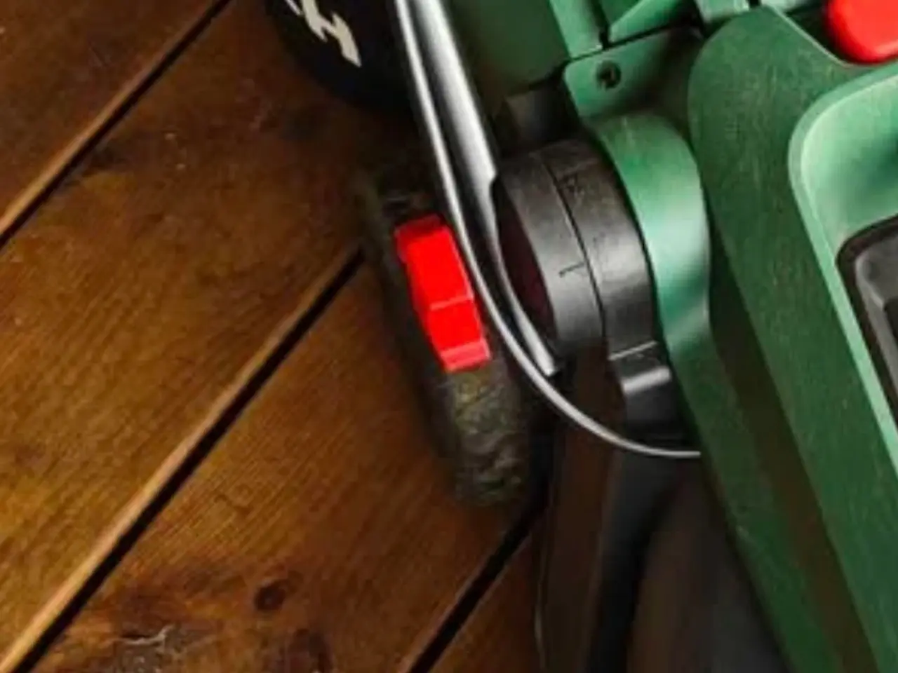 Billede 6 - Bosch batteriplæneklipper