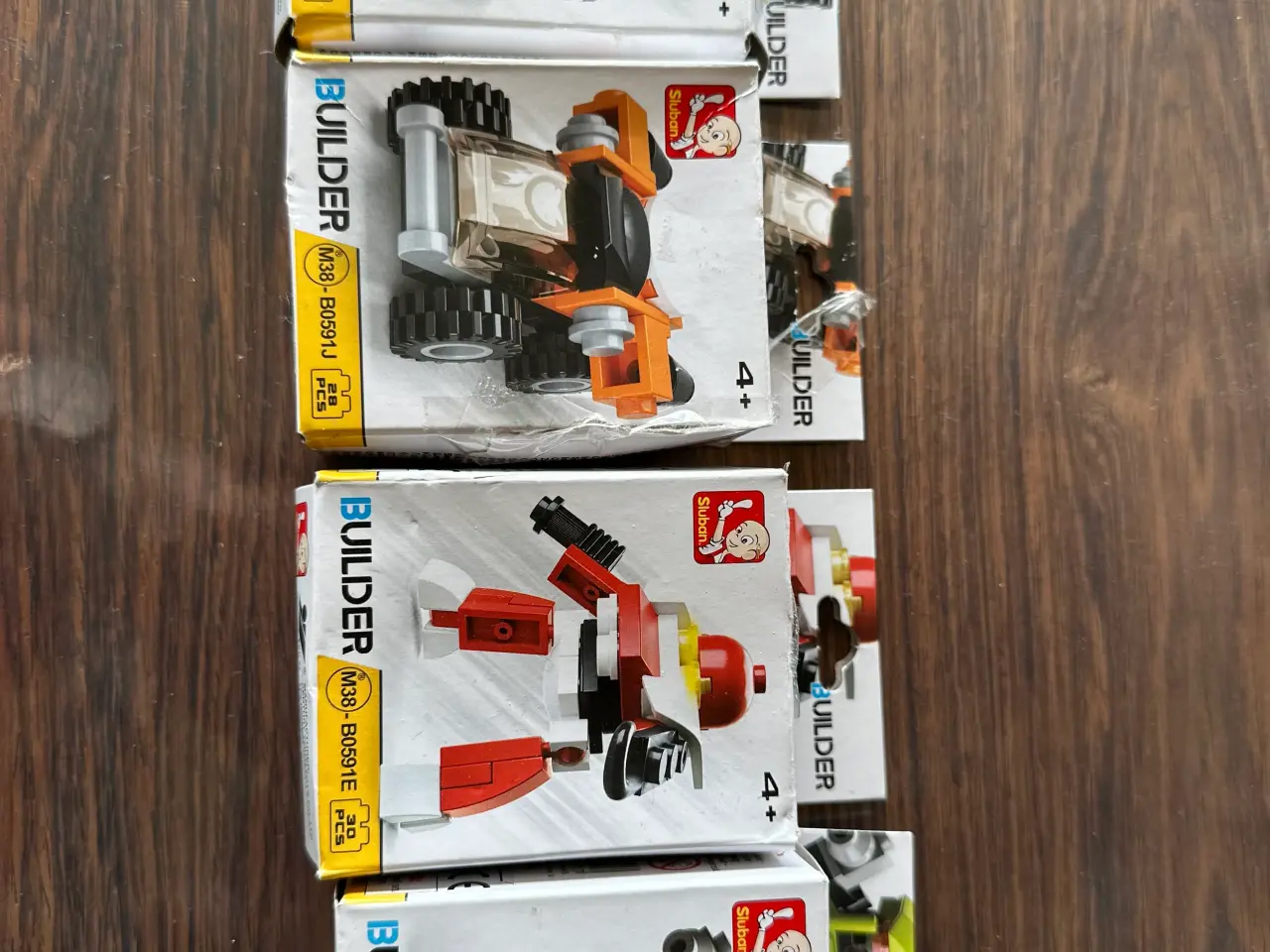 Billede 1 - 4 små BUILDER sæt